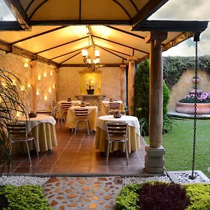 https://hostal-villa-toscana.guatemalaantiguahotels.com